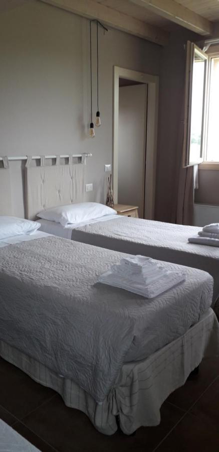 Agriturismo Vitae Fabbrico ภายนอก รูปภาพ