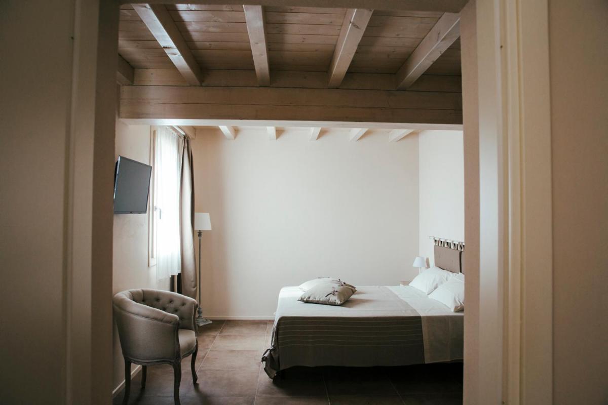 Agriturismo Vitae Fabbrico ภายนอก รูปภาพ