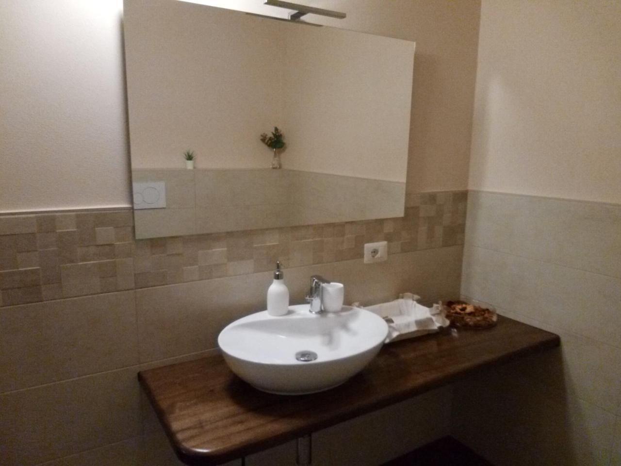 Agriturismo Vitae Fabbrico ภายนอก รูปภาพ