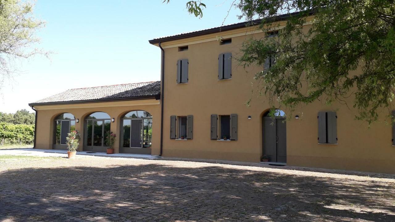 Agriturismo Vitae Fabbrico ภายนอก รูปภาพ