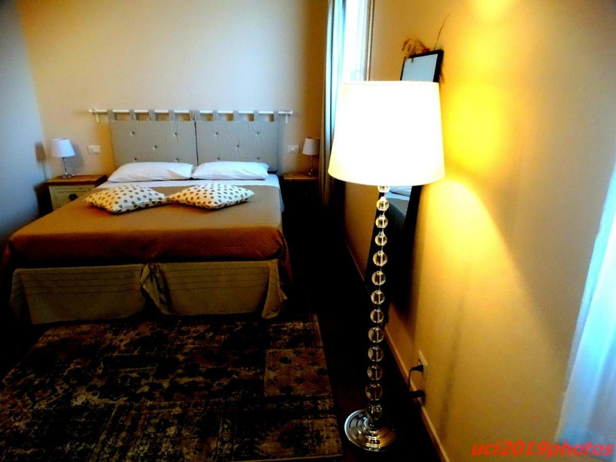 Agriturismo Vitae Fabbrico ภายนอก รูปภาพ